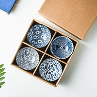 Vente chaude d'usine, bol en céramique bleu et blanc en porcelaine japonaise personnalisé, 4,5 pouces, écologique, durable, ensemble de vaisselle avec logo personnalisé