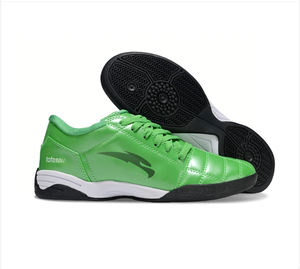 أحذية كرة قدم رجالية عالية الجودة بتصميم احترافي ومتانة - Product Image 1