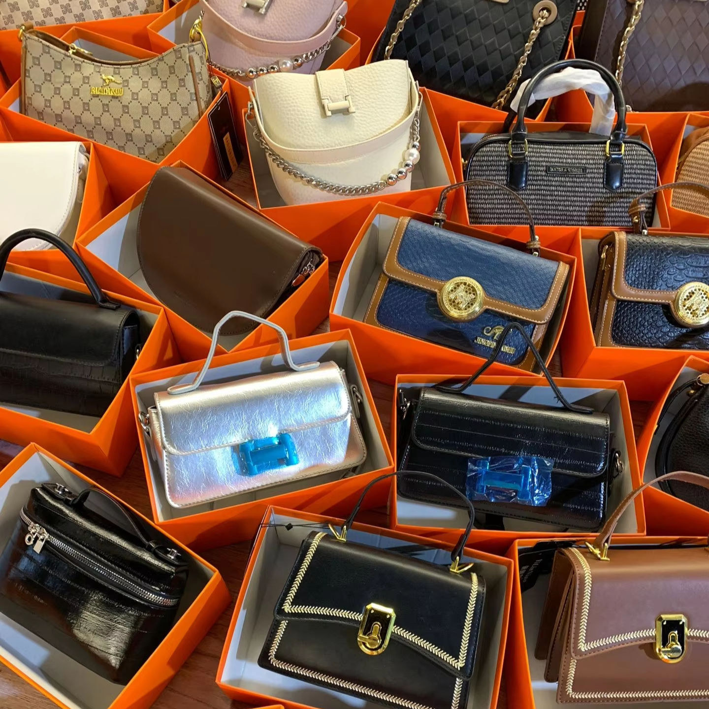 China Carteras Economicas Por Mayor Bolsos De Proveedor Chino