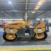 Compacteur vibrant à double tambour de 5 tonnes, autoporté, pour asphalte, moteur diesel, puissance de fouloir élevée, marque UCM, 36 kW, pour routes