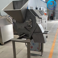 Machine industrielle de découpe de viande 3D haute vitesse pour la formation de cubes de poulet, conforme aux normes d'exportation