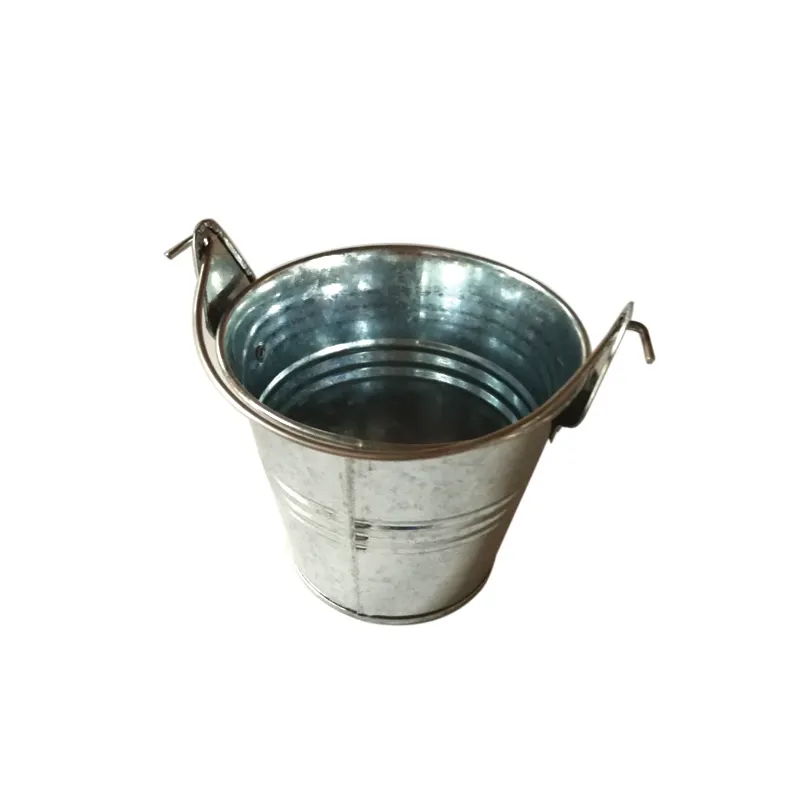 Embalagem de velas de lata do mini balde, estampa personalizada pequena do balde com alça para prender vela