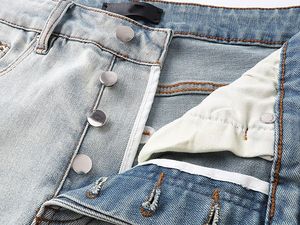 Calça <span class=keywords><strong>Jeans</strong></span> Masculina Amariy de Luxo Premium com Efeito Desgastado, Ajuste Slim, Denim Elástico e Bordado Cruzado - Coleção Designer <span class=keywords><strong>2026</strong></span> - Product Image 4