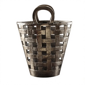 Nuevo Jarrón de Flores de Aluminio con Diseño de Cuadros Plateados, en Forma de Cesta, de Calidad Excepcional, el Más Vendido - Product Image 1