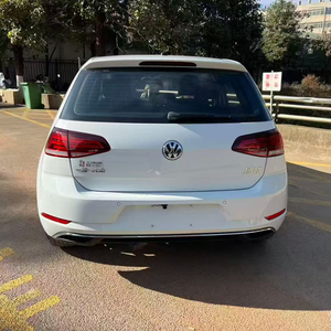 Volkswagen <span class=keywords><strong>Golf</strong></span> Sedán 2019 Edición Comfort con Caja de Cambios Automática, Asientos de Cuero, Cámara Trasera y Neumáticos R17, Volante a la Izquierda - Product Image 3