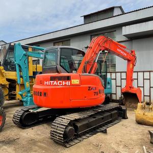 Miniexcavadora Hitachi ZX75 usada de 7.5 toneladas con bomba hidráulica, lista para enviar, de segunda mano, alta calidad, buen estado y a bajo precio. - Product Image 1