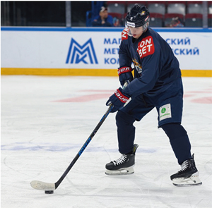Patins de hockey sur glace en fibre de carbone Poros certifiés KHL-Système de dimensionnement <span class=keywords><strong>FTI</strong></span> 2 et FIT 3 pour des performances d'élite - Product Image 6