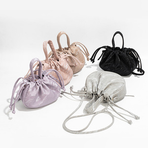 Nuevo Bolso Bandolera Tipo Cubo para Mujer, de Alta Calidad, con Forro de Poliéster, Cierre Abierto, Ideal para Compras y Citas - Product Image 1