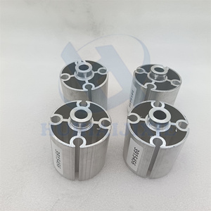 ชิ้นส่วนเครื่องจักรก่อสร้างพัดลม3915456ตัวเว้นวรรคสำหรับ QSB6.7เครื่องยนต์ ISB6.7อะไหล่ - Product Image 2