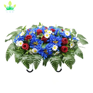 Flor de lápida Sillín Flores de <span class=keywords><strong>cementerio</strong></span> artificiales <span class=keywords><strong>para</strong></span> tumba-Arreglo de flores de mezcla realista <span class=keywords><strong>para</strong></span> decoraciones conmemorativas Ajuste fácil - Product Image 6