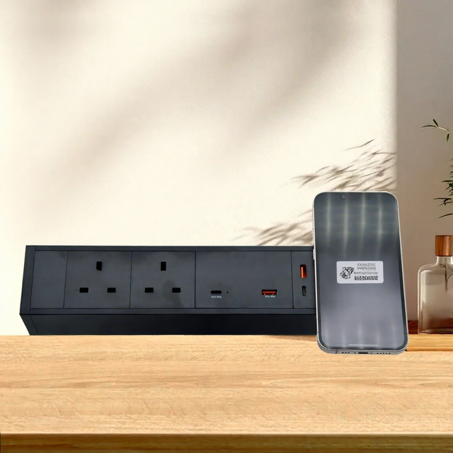 CE Approved Multi-functional IP44 Aluminum Alloy 16A Desktop Clamp Socket Power Strip 2 AC Outlets Dual USB A+C Wireless