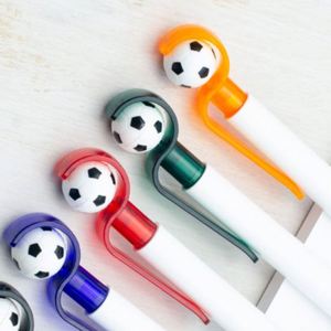 Bolígrafos Personalizados con Forma de Balón de Fútbol - Recuerdos Perfectos para Fiestas de Adolescentes y Accesorios para Diarios - Regalo Personalizado para Aficionados al Fútbol - Product Image 3