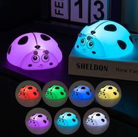 Lampe d'appoint LED créative rechargeable à changement de couleur et intensité variable, en silicone souple, veilleuse Coccinelle à sept étoiles