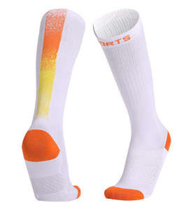 الأكثر مبيعًا جوارب رياضية مريحة بشعار مخصص لفصل الشتاء ، طاقم عالي المقاومة للعرق جيد التهوية لركوب الدراجات اليومية - Product Image 4