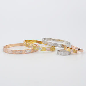 Classic Love Brand Teen Girl Pulsera Conjunto de joyas Pulsera <span class=keywords><strong>y</strong></span> anillo de <span class=keywords><strong>Amistad</strong></span> chapados en oro - Product Image 5