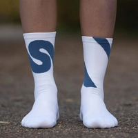 Chaussettes de course personnalisées à séchage rapide, chaussettes de sport athlétiques professionnelles pour marathon, chaussettes de compression pour hommes, chaussettes de cyclisme performantes