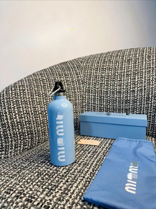 Stainless Steel Insulated Sports Kettle Cup Bottle for Camping 6-12 Hours Thermal Insulation <b>Large</b> Capacity Portable Outdoor Use - Product Image 4