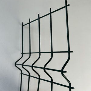 Vente flash Panneau de clôture en treillis métallique incurvé en PVC vert 3D à pliage en V, imperméable et robuste pour clôture ou treillis - Product Image 5