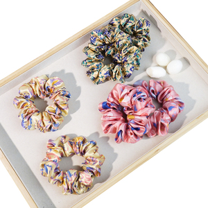 Tùy Chỉnh In Sang Trọng 100% Dâu Lụa Scrunchie Cao Quality16/19/22 Momme 3.5Cm Ban Nhạc Đàn Hồi Cho Phong Cách Lụa Scrunchies - Product Image 1