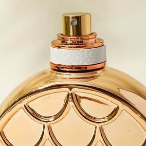 Venta al por mayor logotipo personalizado de lujo escamas de pescado apariencia oro Crimp pulverizador Parfum 100mL botella de Perfume de vidrio vacía recargable - Product Image 3