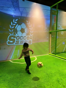 สวนสนุกในร่มออลอินวันสำหรับเด็ก พร้อมเกมตีลูกบอลบนผนัง เกมอินเทอร์แอคทีฟ จอแสดงผลดิจิทัลแบบอินเทอร์แอคทีฟ และระบบฉายภาพอินเทอร์แอคทีฟ - Product Image 2
