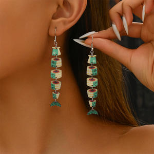 ต่างหูทรงระฆังสไตล์วินเทจแบบยุโรปอเมริกันใหม่ ทำจากสแตนเลสสตีลรักษ์โลก ชุบทอง 14K หลายชิ้นเชื่อมต่อกัน - Product Image 2