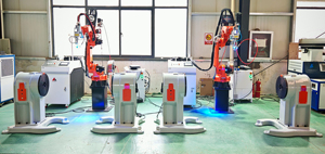 Robot de soudage laser à fibre flexible à 6 axes pour la soudure de quincaillerie sur ligne d'assemblage d'aluminium et d'acier - Product Image 5