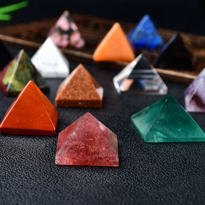 Pirámide de Cristal Blanco Natural de 8 cm, Pulida, para Decoración del Hogar/Oficina/Escritorio, Regalos de Boda/Cumpleaños/Graduación - Product Image 2