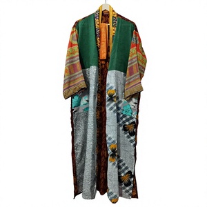 Robe longue en soie patchwork de luxe faite à la main, col en V, fermeture à cordon, douce, respirante, séchage rapide, vêtements de détente, kimono pour femmes - Product Image 1
