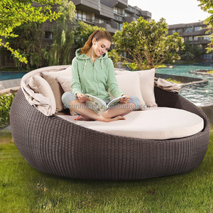 Meubles d'extérieur, lit de repos, chaise longue de <span class=keywords><strong>plage</strong></span>, lit de soleil en bois massif, ensemble de salon ovale de jardin avec coussins - Product Image 5