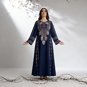 Robe Abaya en Polyester Personnalisée de Luxe pour Femmes Musulmanes, Fournisseur en Gros de Haute Qualité et Élégante - Product Image 4