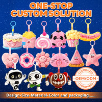 Vente en gros de mini peluches personnalisées, breloques pour sacs, jouets en peluche Kawaii en forme de pizza, frites, aliments et articles sportifs, porte-clés en peluche
