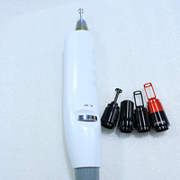 Pièce à main laser Q-Switched ND Yag au design intelligent avec accessoire de connexion rapide pour la réparation laser