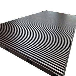 Portes <span class=keywords><strong>de</strong></span> <span class=keywords><strong>garage</strong></span> sectionnelles en aluminium gris personnalisées <span class=keywords><strong>avec</strong></span> <span class=keywords><strong>porte</strong></span> piétonne intégrée - Product Image 3