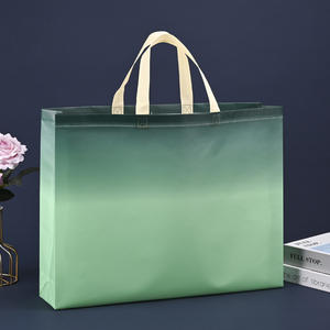 Sac de shopping réutilisable écologique en tissu non tissé recyclé avec poignée dégradée personnalisée, imperméable, tendance, pour la vente au détail - Product Image 3