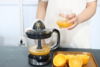 SHANGKAI Elektrische Citruspers SKD Sinaasappelpers Onderdelen 40w 700ml Modern Eenvoudig Compact Ontwerp Dubbele Kop Elektrische Citruspers