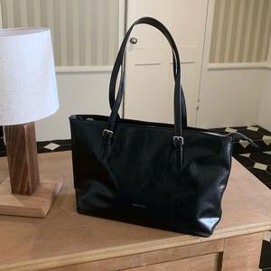 Bolso de mano de cuero marrón, gran capacidad, cierre de cremallera, bolso de hombro para mujer, uso diario, hecho en China F8903 - Product Image 3