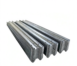 Barrera Anticolisión para Carreteras de Viga Ondulada Simple Galvanizada de Alta Resistencia, Poste Sigma de Acero Q345, Proveedor Confiable, Grado Diamante - Product Image 1