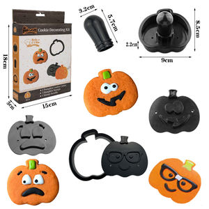 Jeu de timbres en plastique pour <span class=keywords><strong>emporte</strong></span>-pièces Jack-O-Lantern <span class=keywords><strong>citrouille</strong></span> d'<span class=keywords><strong>Halloween</strong></span> avec embosseur - Product Image 6