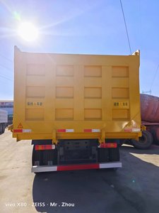 Equipo de construcción usado Howo 375 Camión volquete 6*4 con alta calidad/howo Front 336 /375 en gran oferta - Product Image 2