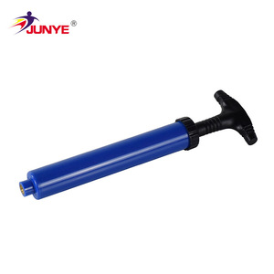 Mini Bomba de Aire Manual Portátil de Plástico Azul de 240 mm para Balones de Baloncesto y Fútbol - Product Image 3