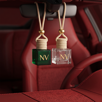 Diffuseur de voiture miniature carré suspendu 8 ml, flacon vide en verre multicolore avec bouchon en bois, désodorisant d'ambiance en gros pour usine