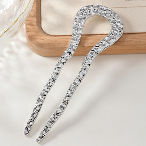 Pinza para el pelo curvada en forma de U hecha a mano, peine de cuatro dientes con inserción, accesorio para el cabello de aleación para fiestas, venta al por mayor - Product Image 6