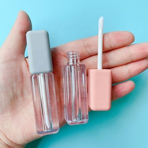 Tubos cuadrados de brillo de labios, tubos de brillo de labios pequeños, personalizados, con caja y logotipo, tacto suave, color gris y rosa, 100 ml, marca de P-LAN, disponible, 2,5 Uds. - Product Image 1