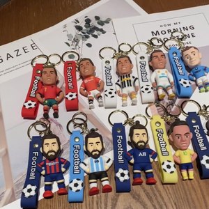 Mới cầu thủ bóng đá Móc Chìa Khóa Messi Ronaldo ngôi sao bóng đá Keychain Túi Mặt dây chuyền búp bê Anime Móc chìa khóa quà lưu niệm Đồ chơi Quà Tặng - Product Image 2