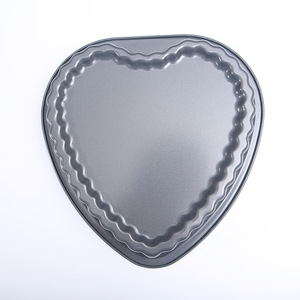 Molde para pastel en forma de corazón, herramienta para hornear antiadherente de acero al carbono para hacer pasteles DIY, 1 pieza - Product Image 1