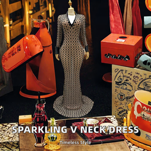Robe de soirée élégante pour femme, grande taille, col en V, ornée de cristaux, strass et sequins, avec traîne, en maille, moulante, pour cocktail et anniversaire - Product Image 2