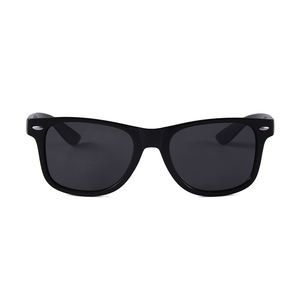 Gafas de sol de alta calidad para mujer, lentes de sol a la moda con efecto de marco de PC, gran oferta, de Color, para verano - Product Image 1