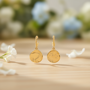 Orecchini Pendenti Segno Zodiacale Sagittario Placcati Oro Acciaio 12mm Ciondolo Rotondo Gioielli alla Moda - Product Image 3