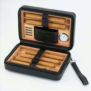 Étui à cigares de luxe portable en feutre avec logo personnalisé en relief, double humidificateur, briquet, coupe-cigares et outils de rangement, style américain - Product Image 1